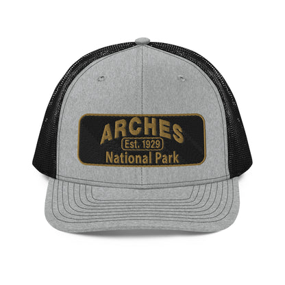 Arches National Park Hat - Richardson 112 Trucker Hat - Front View - Heather Gray/Black